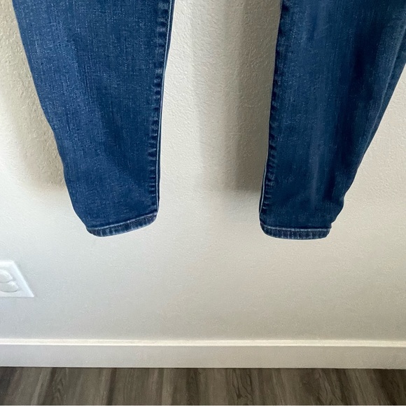 Madewell Women's High-Rise Skinny Jeans in Danny Wash Size 25 - Picture 6 of 11